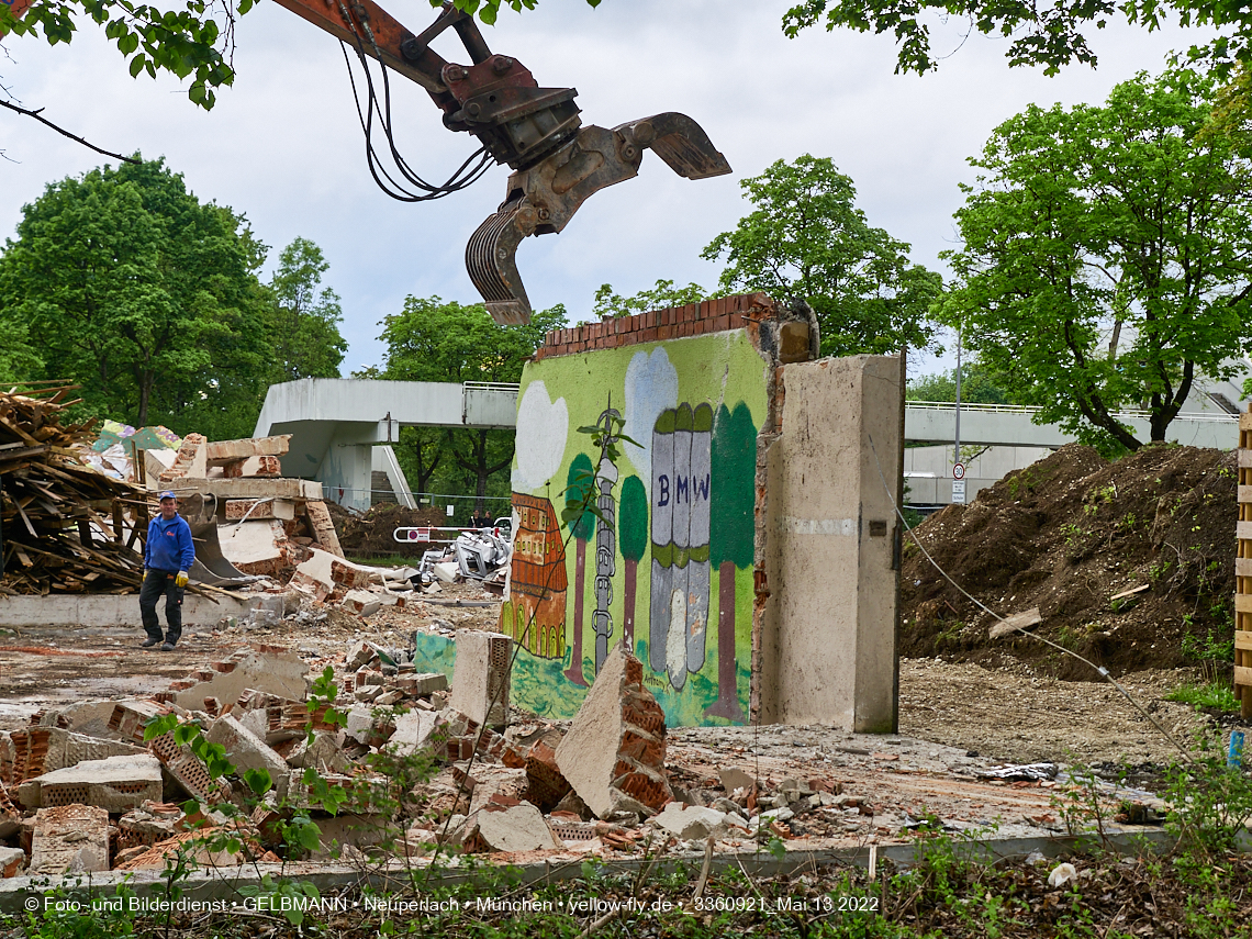 13.05.2022 - Baustelle am Haus für Kinder in Neuperlach